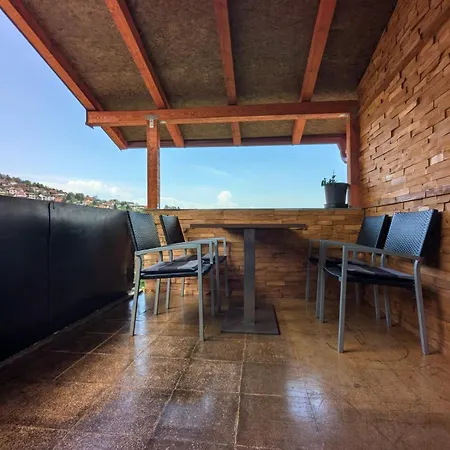 Viewpoint Old Town With Panoramic Views, Free Parking And Balcony * Sarajewo